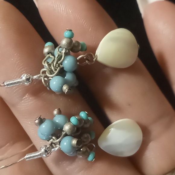 Sterling silver,mother of pearl & turquoise earrings. Stamped 925 - Picture 5 of 6